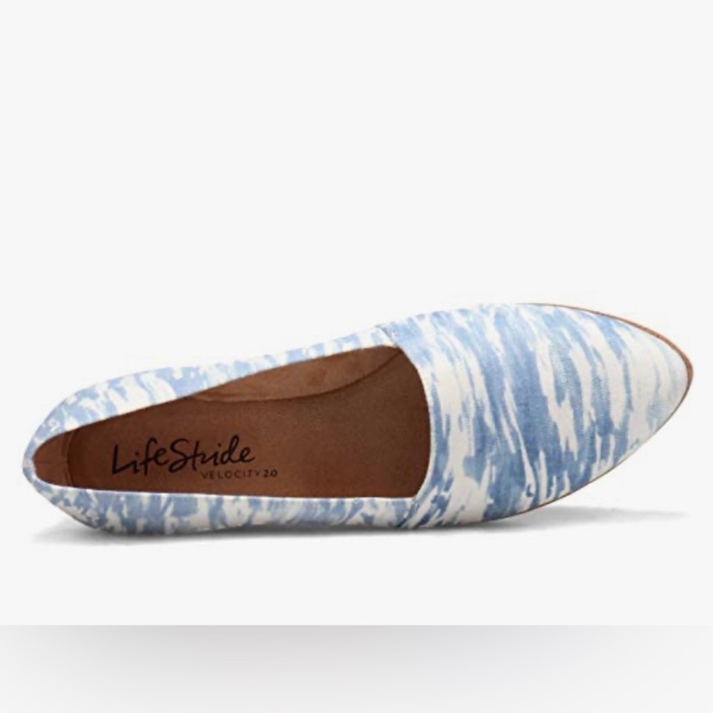 Life Stride Size 9 Blue Watercolor Women's Slip-On Shoes NEW - Picture 2 of 2
